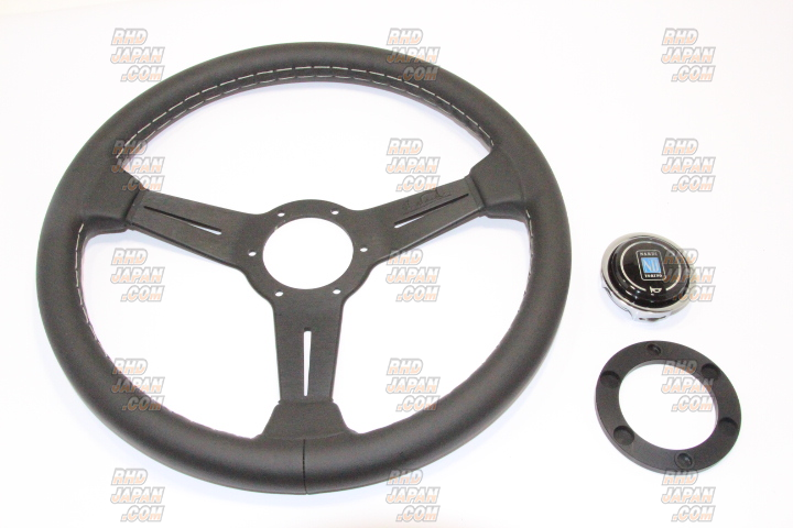 NARDI Classic Steering Wheel Smooth Leather Black Spoke
