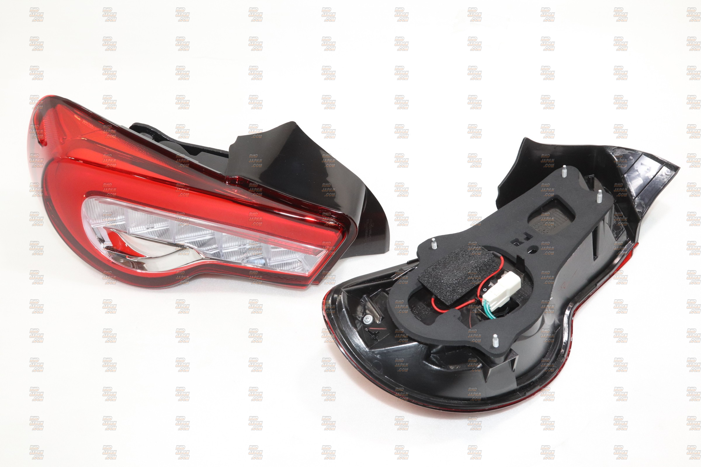 Valenti Jewel LED Tail Light Set Revo Flow Action Winker Half Red