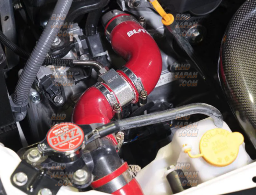 ブリッツ/BLITZ レーシングラジエターホースキット レッドシリコンホース 18881 トヨタ GR86 ZN8 FA24 2021年10月〜 ブリッツ⁄BLITZ レーシングラジエターホースキット レッドシリコン