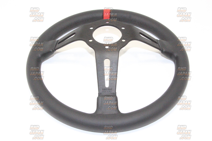 MOMO Full Speed Steering Wheel 328mm - Red - RHDJapan