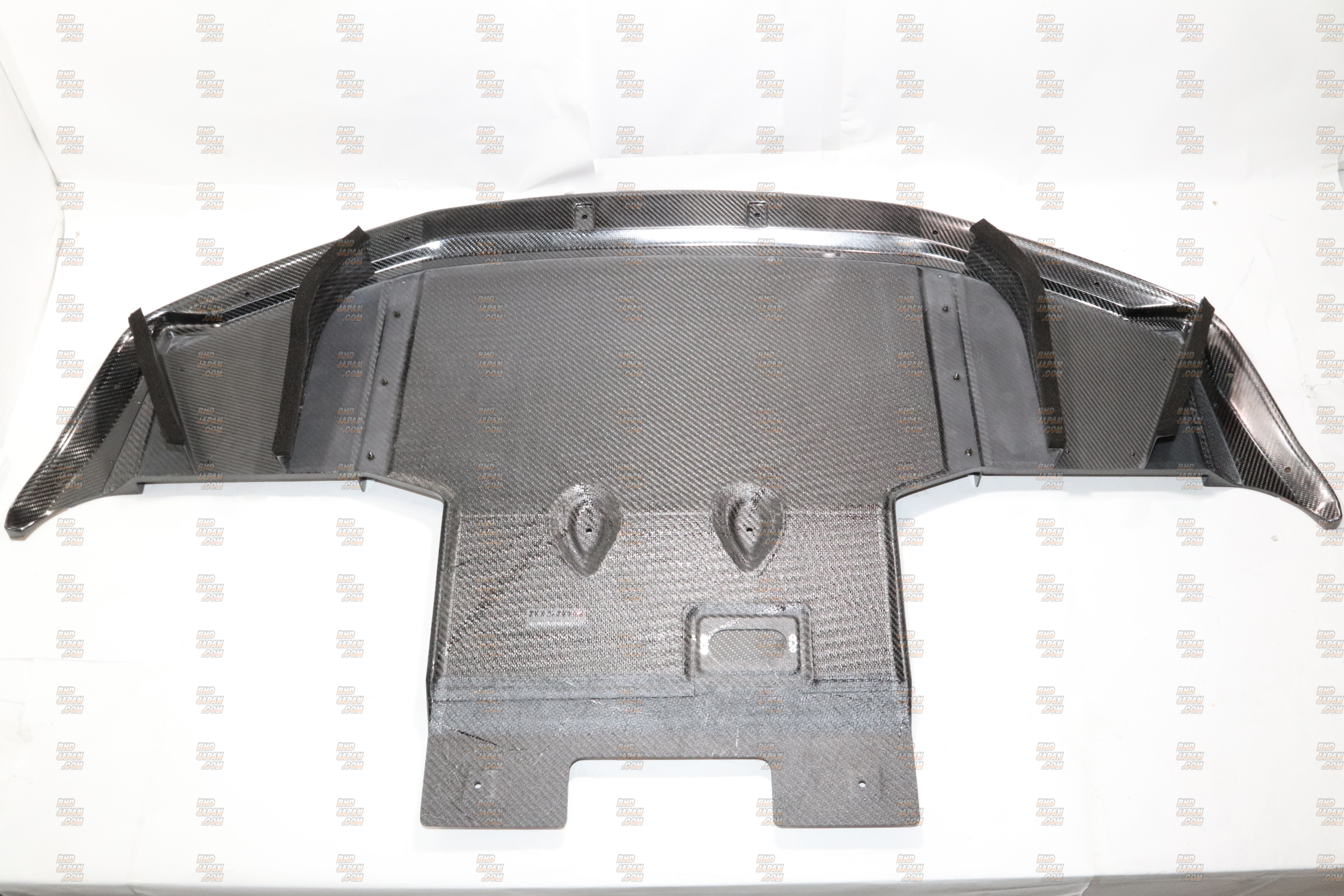 Nismo Omori Factory Front Under Cover Z-Tune Carbon - BNR34