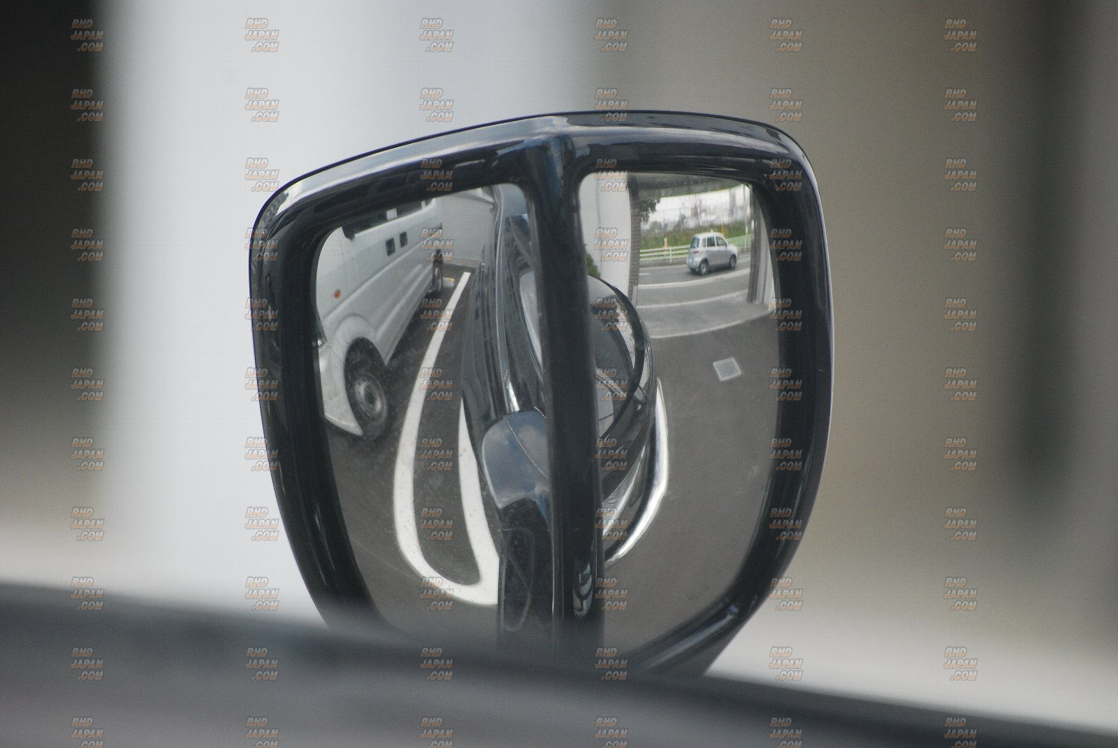 Auto Flags Bonnet Mirror Warm White Pearl - Delica CV1W CV2W CV4W