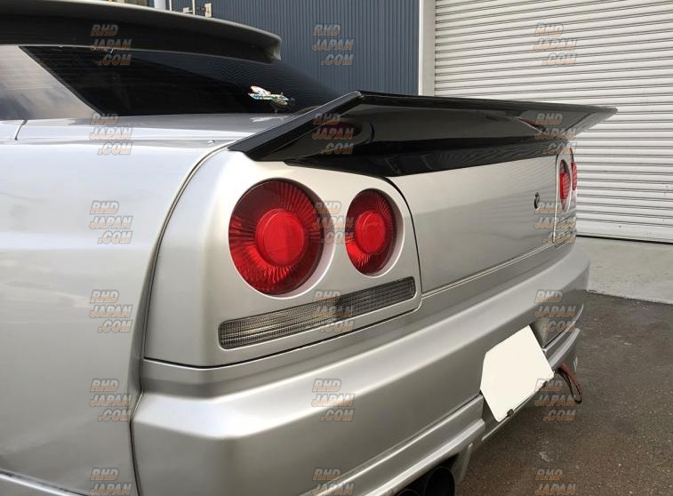 URAS Suichokubiyoku Rear Trunk Spoiler 30° Type - ER34 4 Door 
