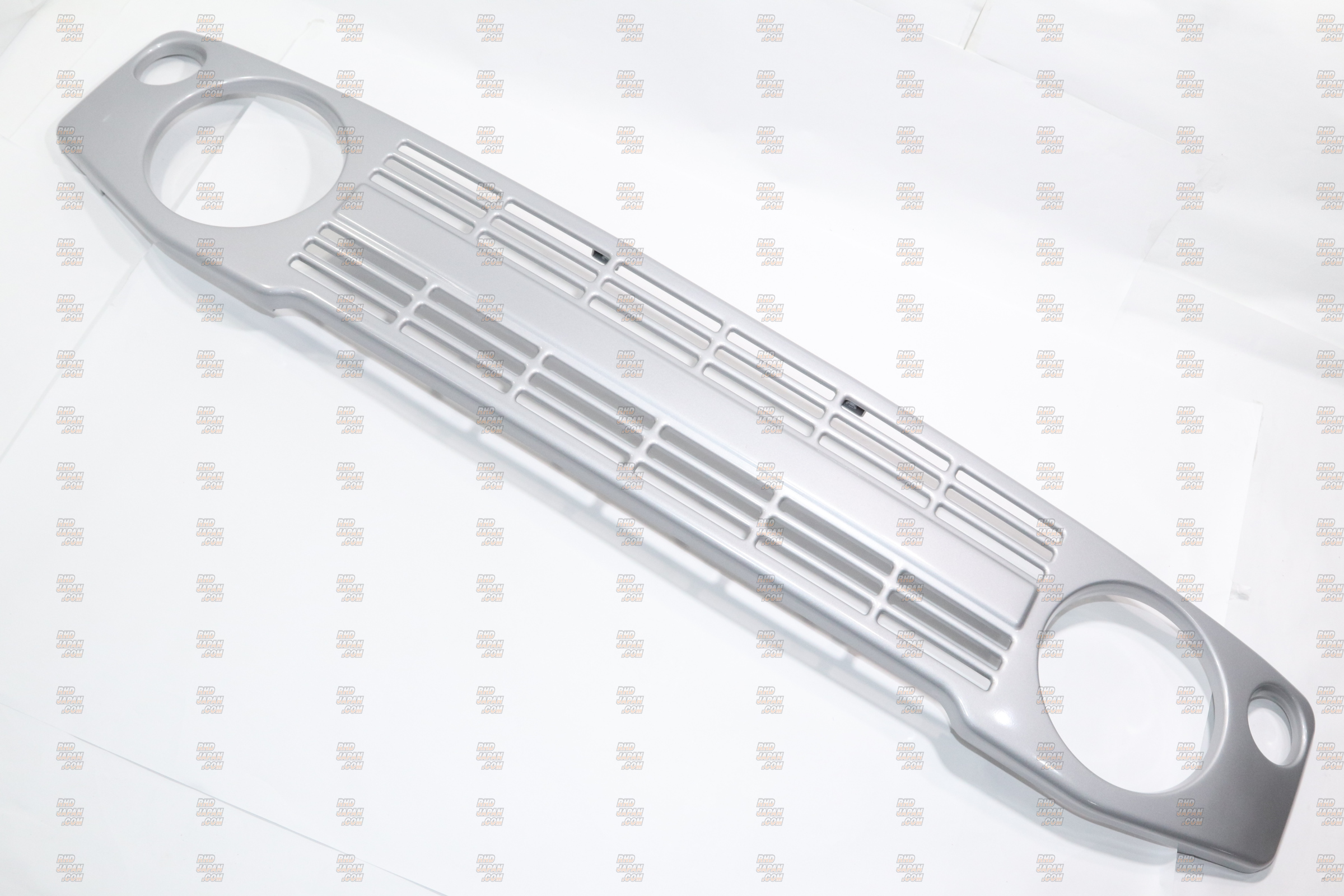 APIO Vintage Iron Front Grill Silver - Jimny JB64 Jimny Sierra