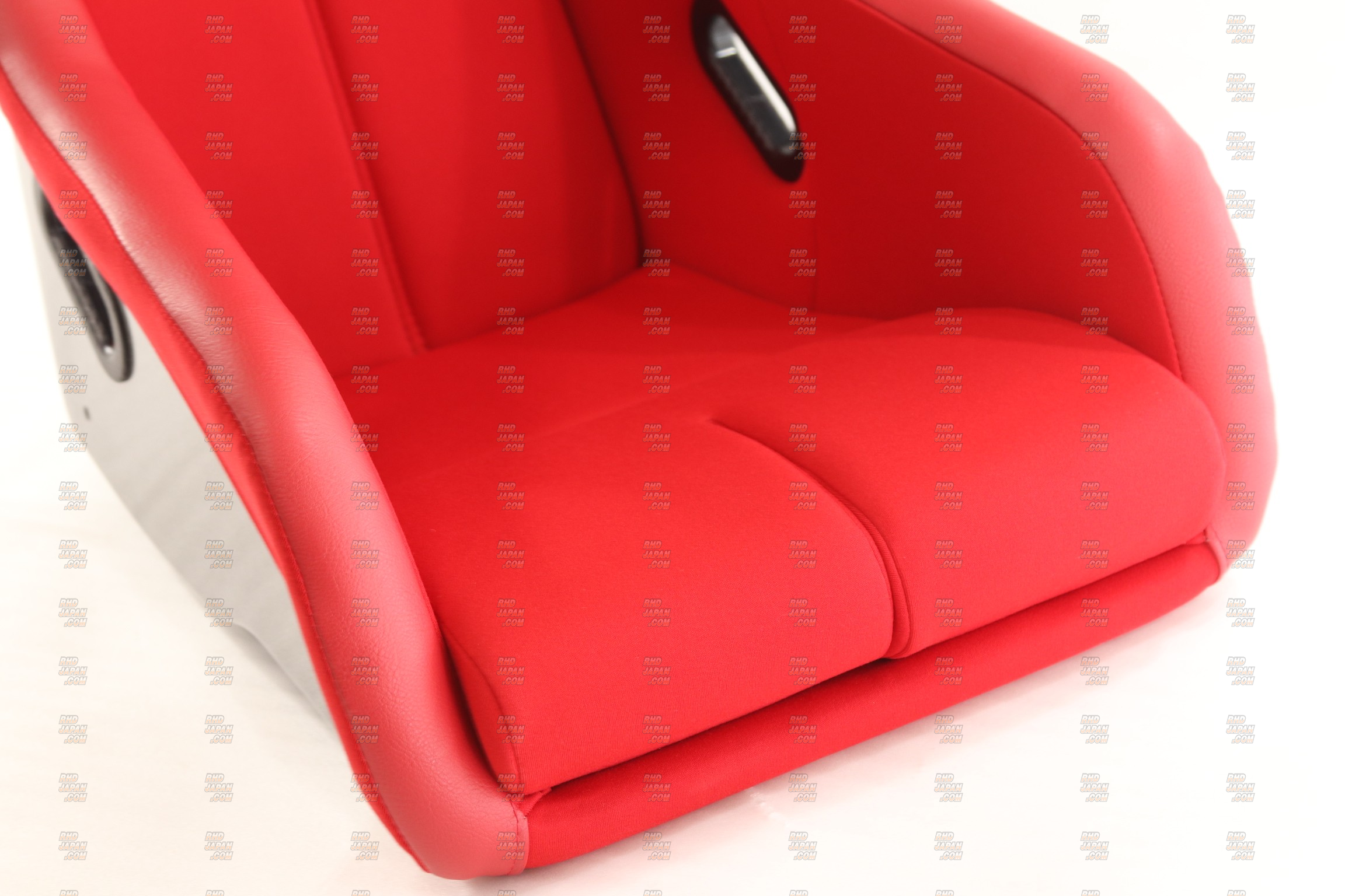 BRIDE ZETA IV Low Max Full Bucket Seat - Red FRP Shell - RHDJapan