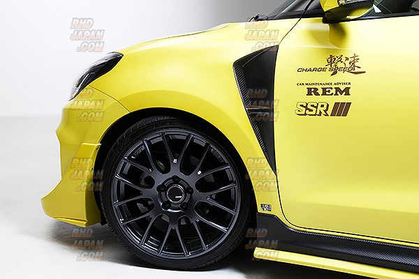 Charge Speed Gekisoku Front Fenders With Ducts - Swift Sport