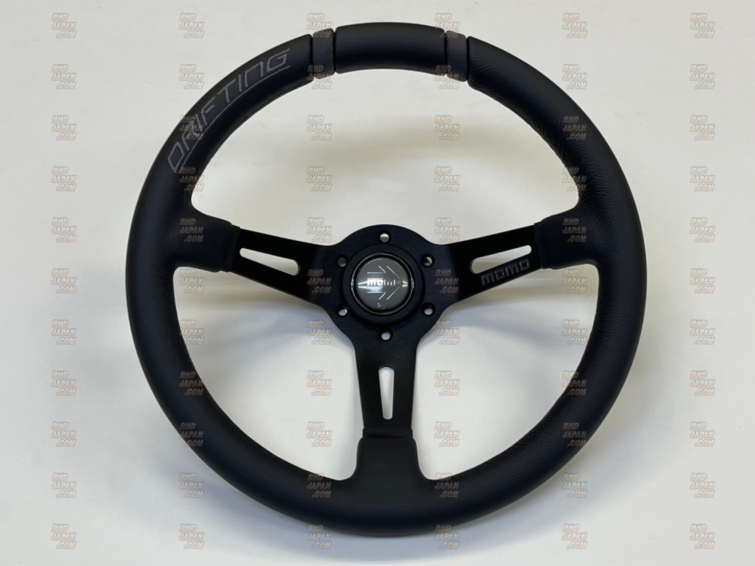 MOMO DRIFTING 330Φ MOMO Drifting Red Steering Wheel | MrSteeringWheel