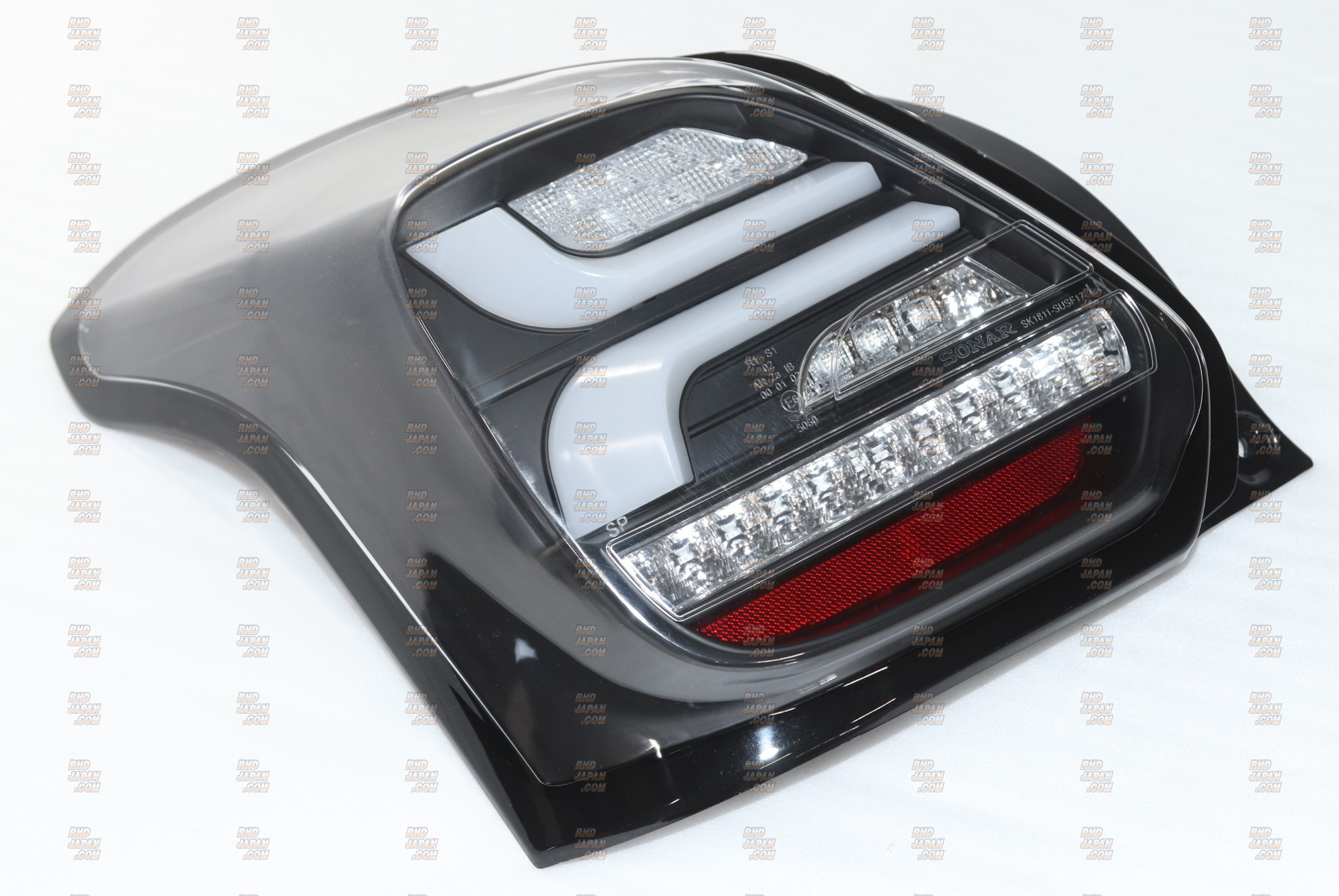 Valenti Jewel LED Tail Lamp Revo Set Clear Lens / Black - Swift