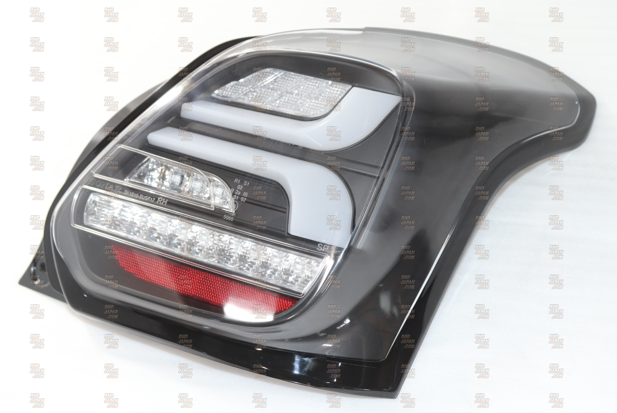 Valenti Jewel LED Tail Lamp Revo Set Clear Lens / Black - Swift