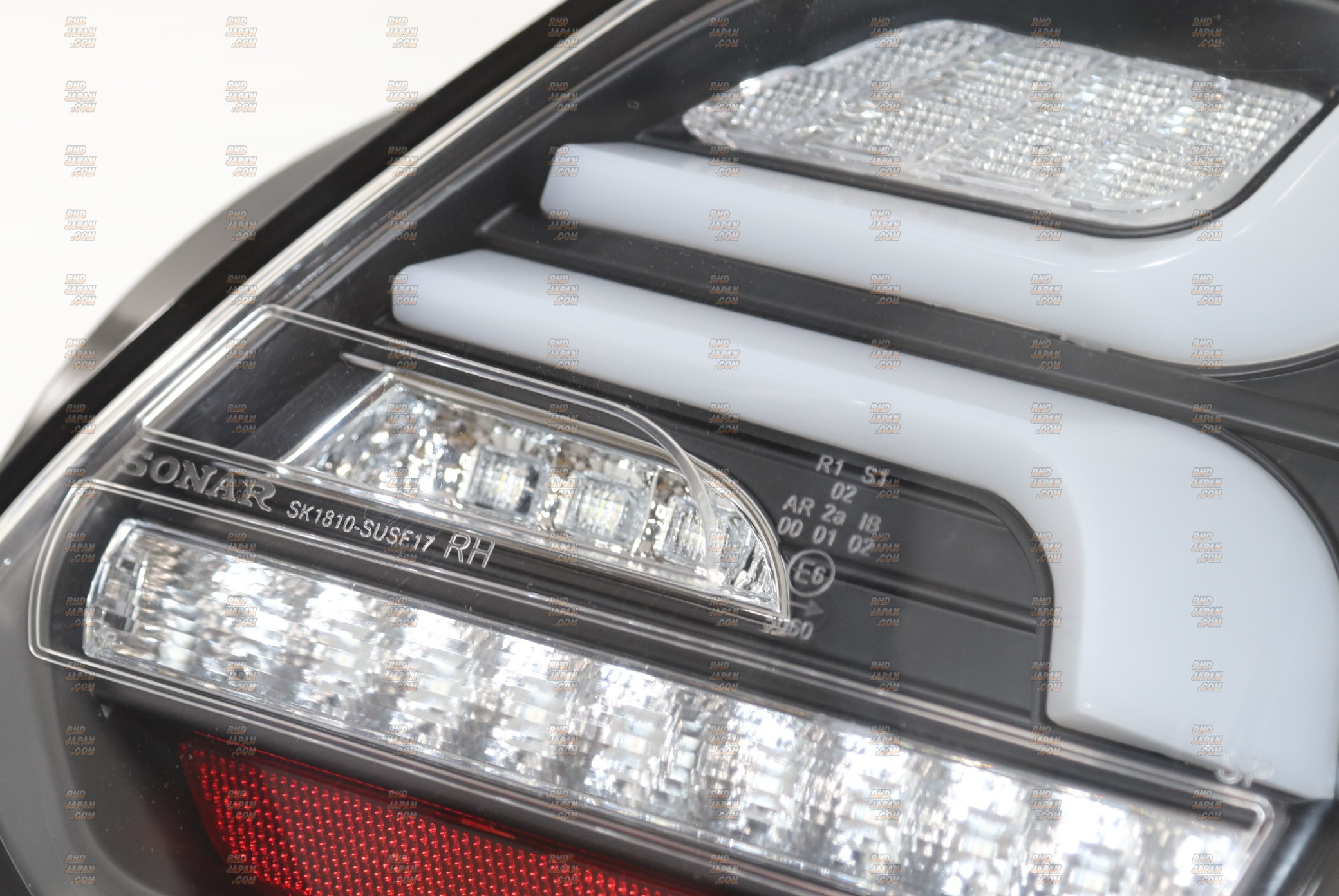 Valenti Jewel LED Tail Lamp Revo Set Clear Lens / Black - Swift