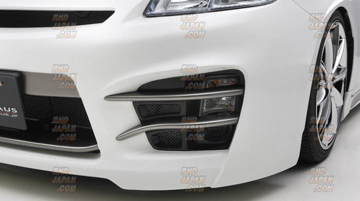 FLEDERMAUS Regina Aero 3-Piece Kit - Prius ZVW30 Zenki - RHDJapan