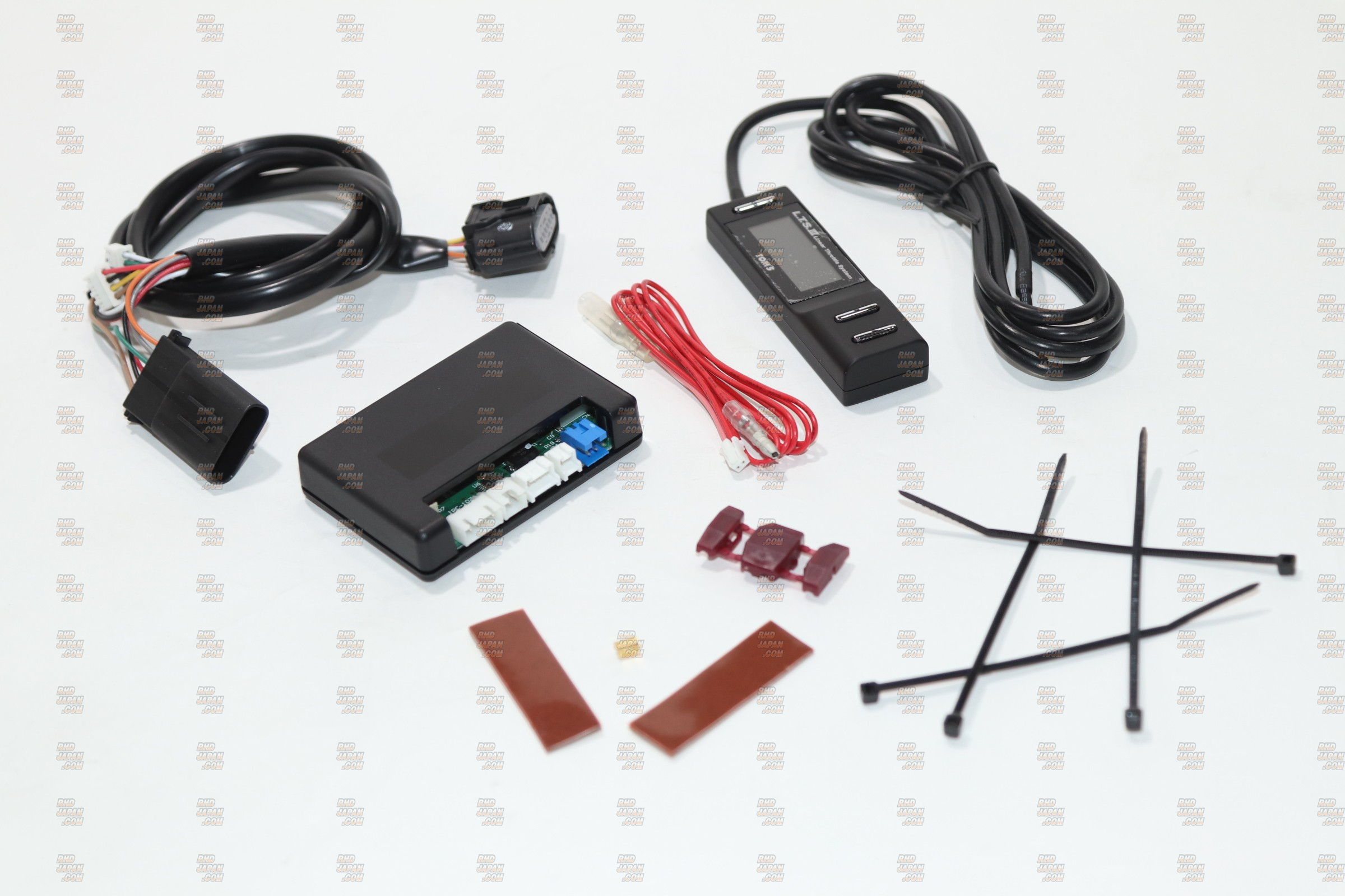 TOM'S L.T.S. III リニアスロットルシステム 電子スロットルコントローラ「L.T.S.Ⅲ」