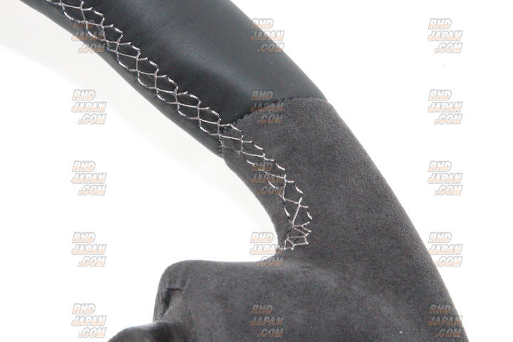 Mine's Leather Steering Wheel Grey Stitch - BNR34 - RHDJapan