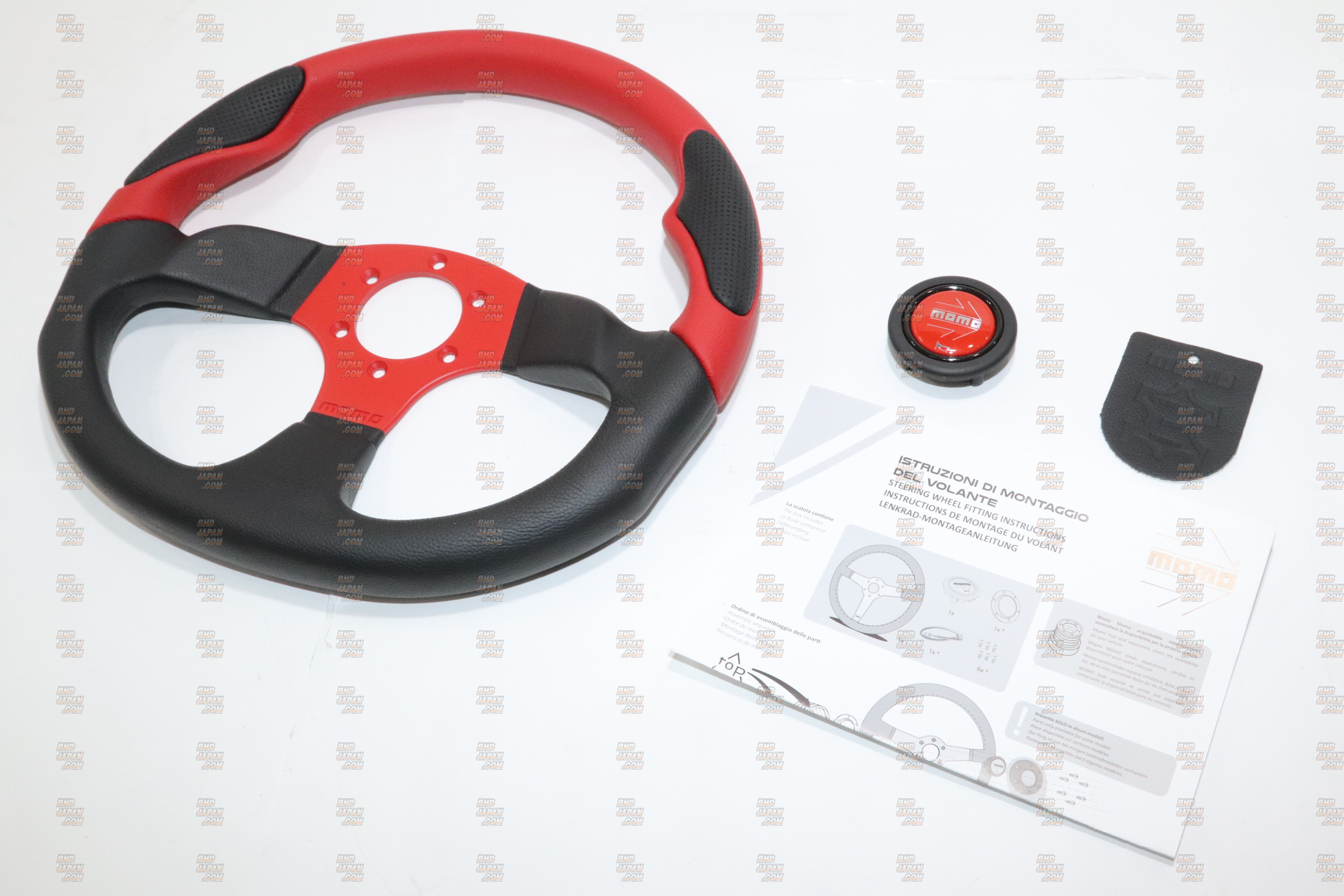 momo COMMANDO 38 ɸ MOMO Commando 2 Steering Wheel 350mm - Red - RHDJapan