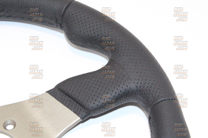 momo ページ MOMO Race Steering Wheel 320mm - RHDJapan