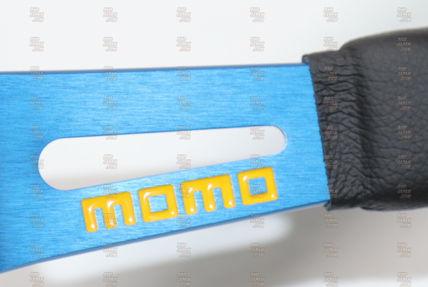 MOMO MOD.08 Steering Wheel 350mm - Blue Leather - RHDJapan